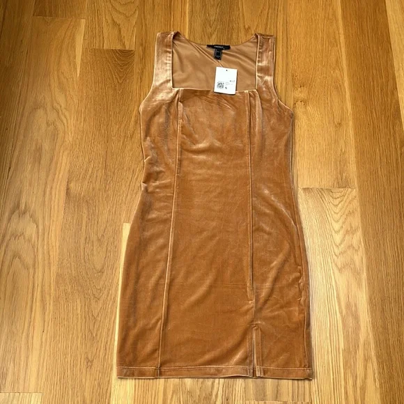 NWT Forever 21 Dress Size Small - Picture 3 of 5